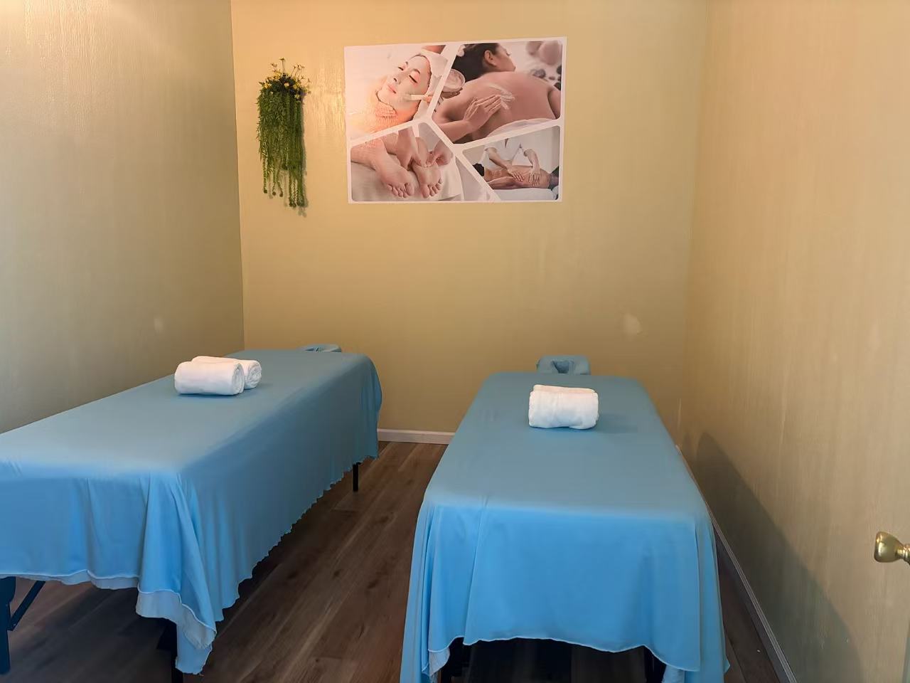 massage room (couples)